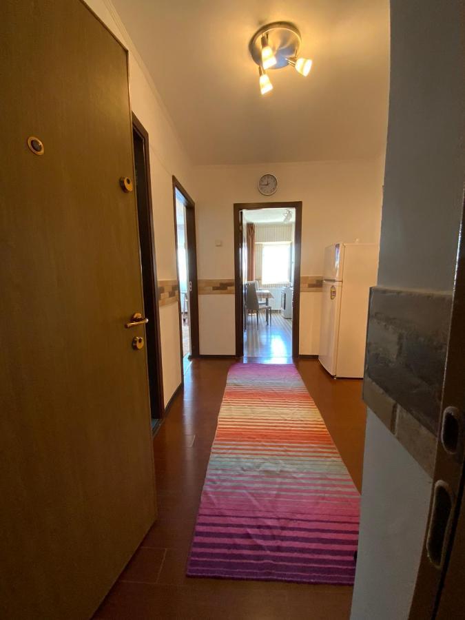 Le Garcon De Adi-Cosy,Quiet,Spatious Studio Bucarest Esterno foto
