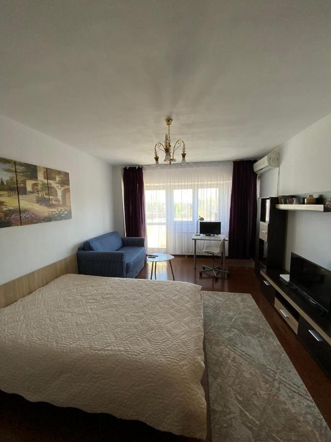 Le Garcon De Adi-Cosy,Quiet,Spatious Studio Bucarest Esterno foto